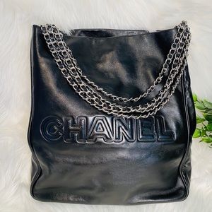 Auth Chanel 🖤